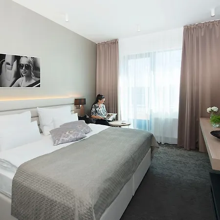 Hotel Grid
