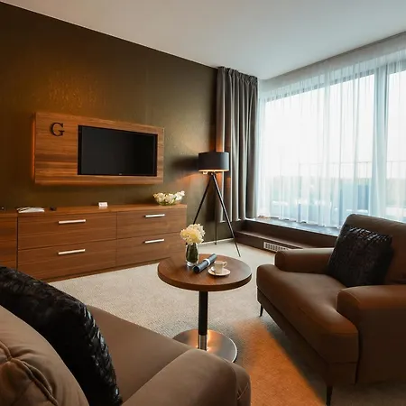 Hotel Grid 4*